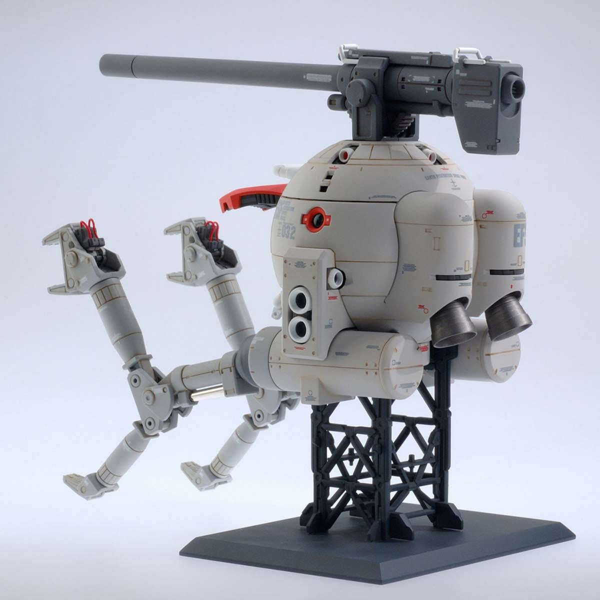 BANDAI MG 1/100 BALL VER. KA