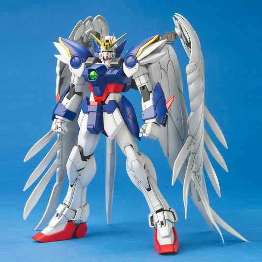 BANDAI MG 1/100 W GUNDAM ZERO CUSTOM