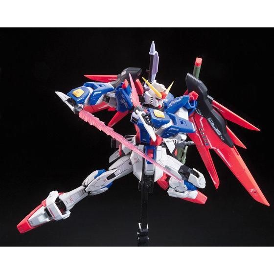 BANDAI RG 1/144 DESTINY GUNDAM