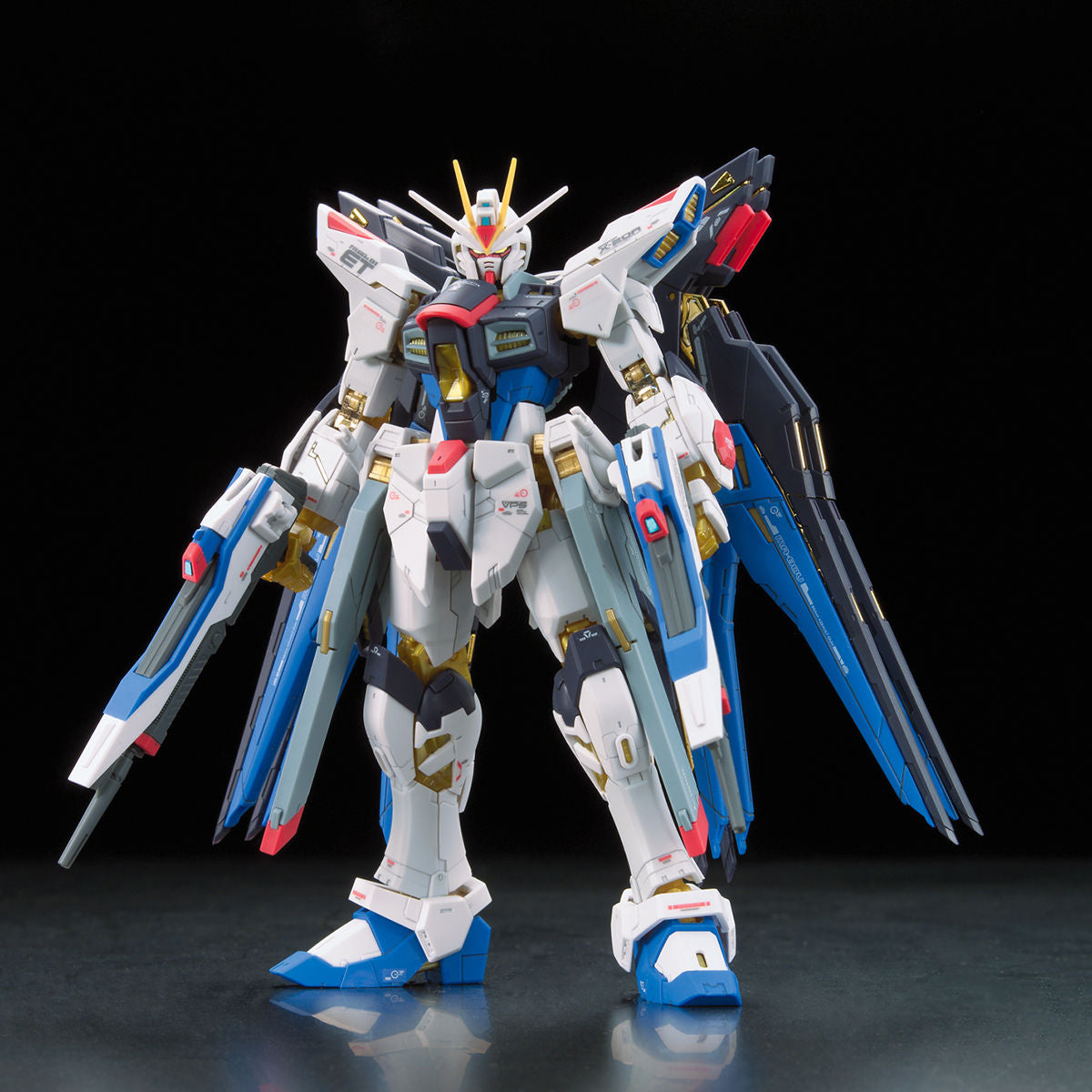 BANDAI RG 1/144 ZGMF-X20A STRIKE FREEDOM GUNDAM