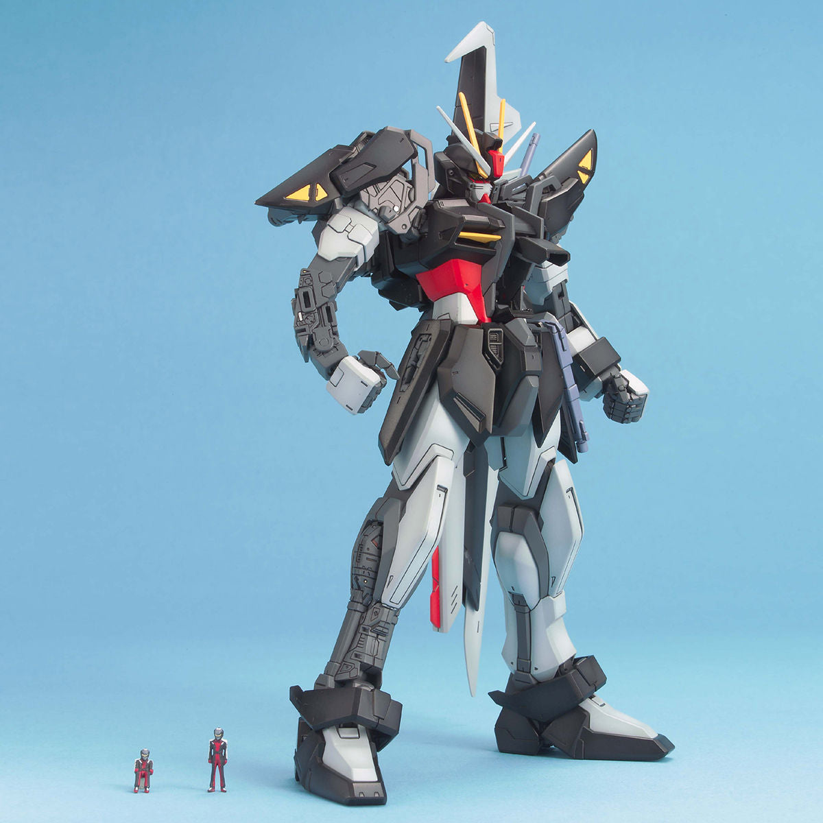 BANDAI MG 1/100 STRIKE NOIR GUNDAM