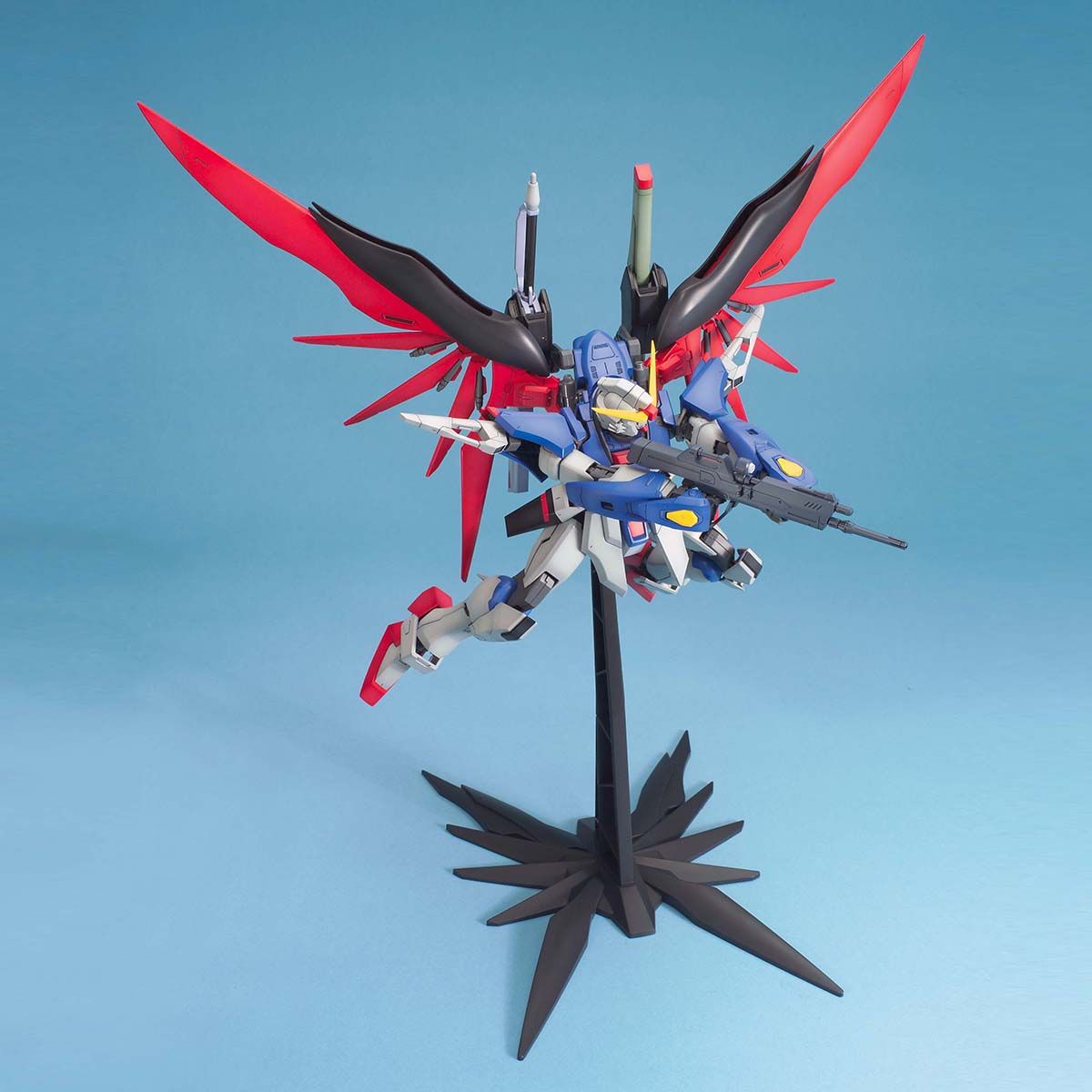 BANDAI MG 1/100 DESTINY GUNDAM