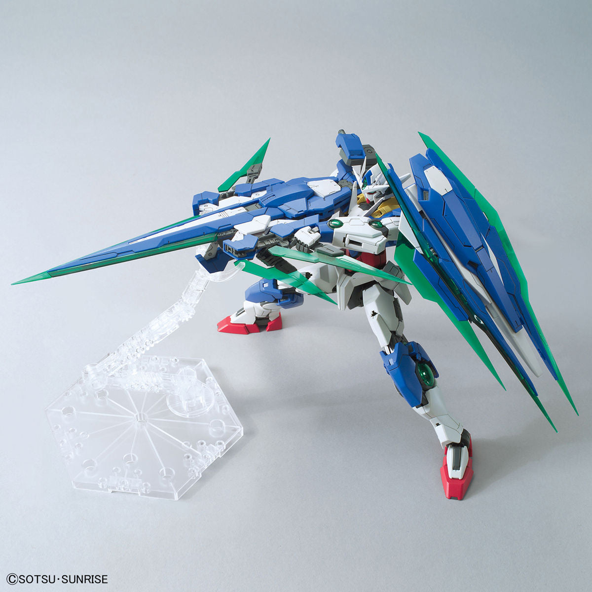 BANDAI MG 1/100 OO QAN[T] FULL SABER