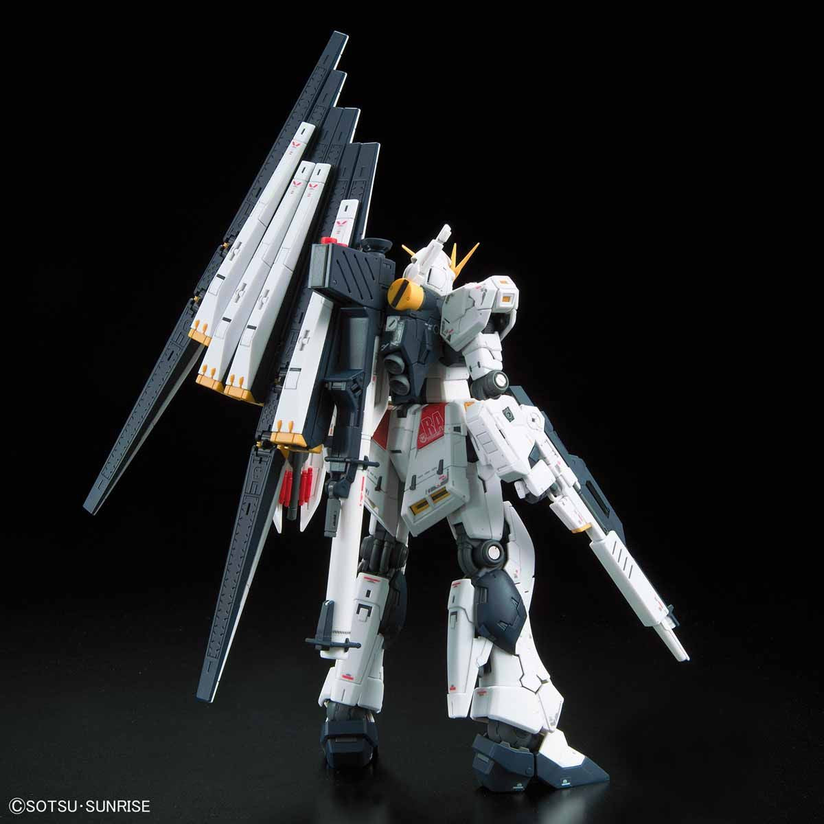 BANDAI RG 1/144 V GUNDAM