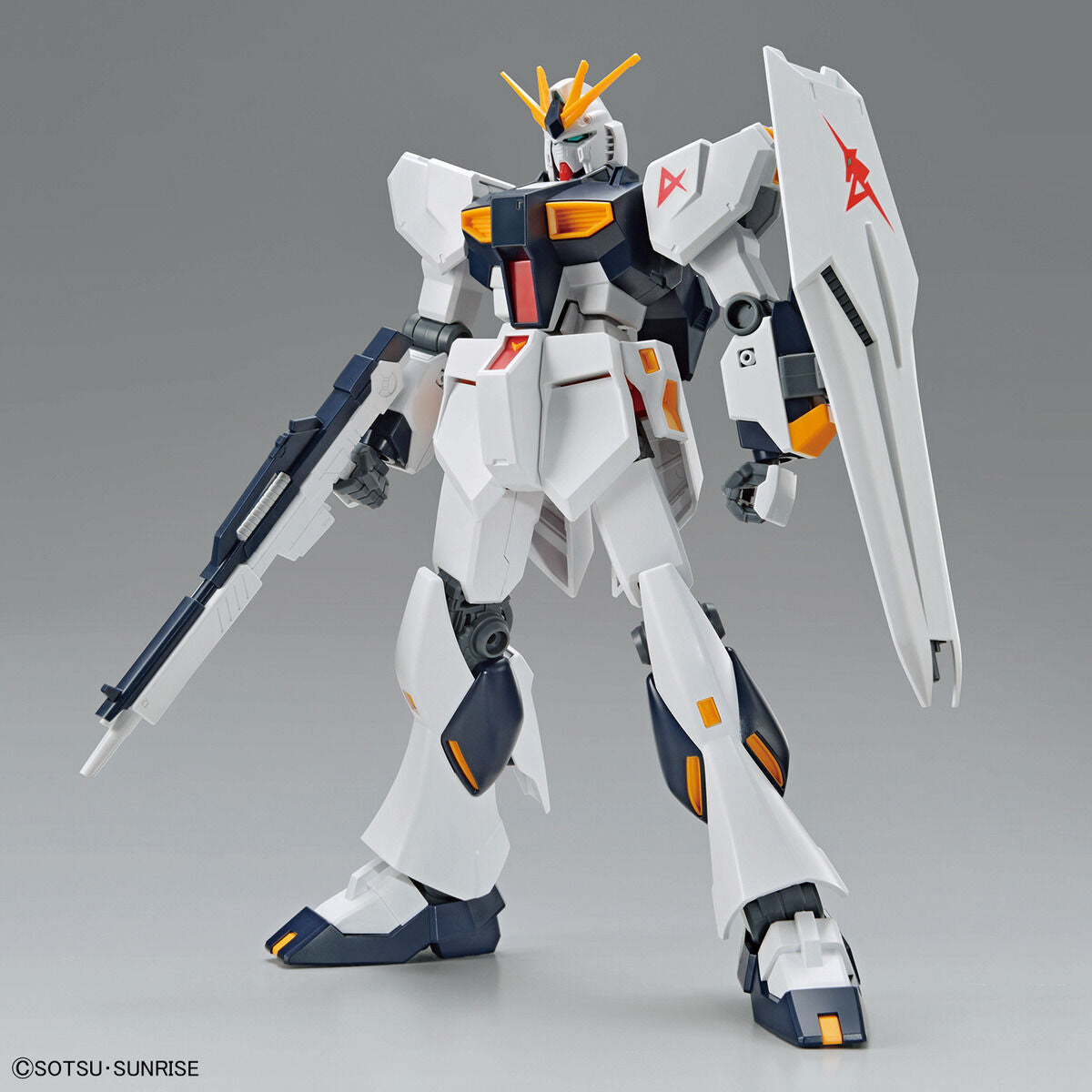 BANDAI ENTRY GRADE 1/144 V GUNDAM