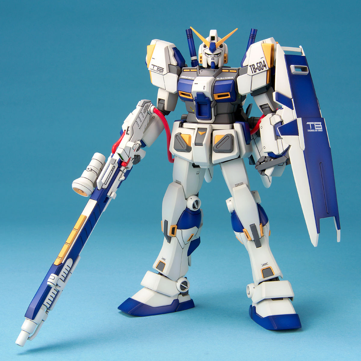 BANDAI MG 1/100 RX-78-4 GUNDAM
