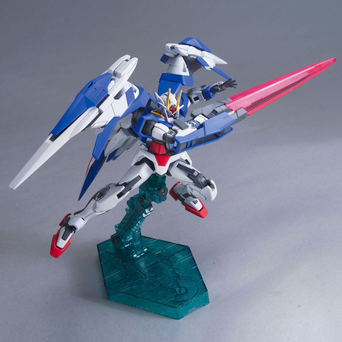 BANDAI HG 1/144 OO RAISER + GN SWORD III
