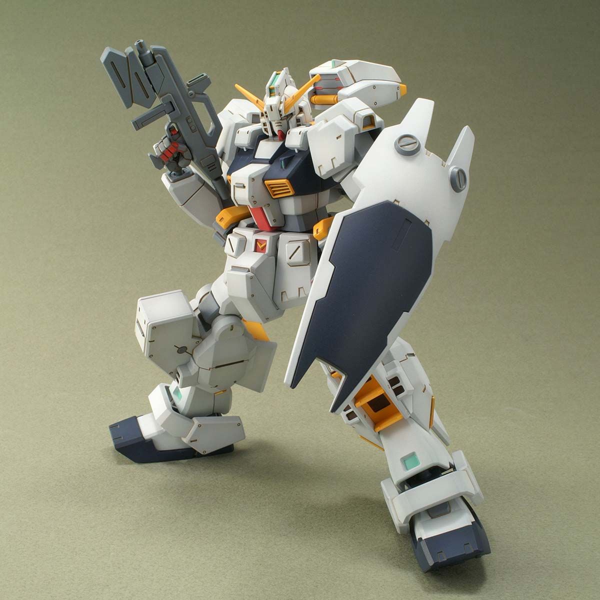 BANDAI HGUC 1/144 HAZEL KAI