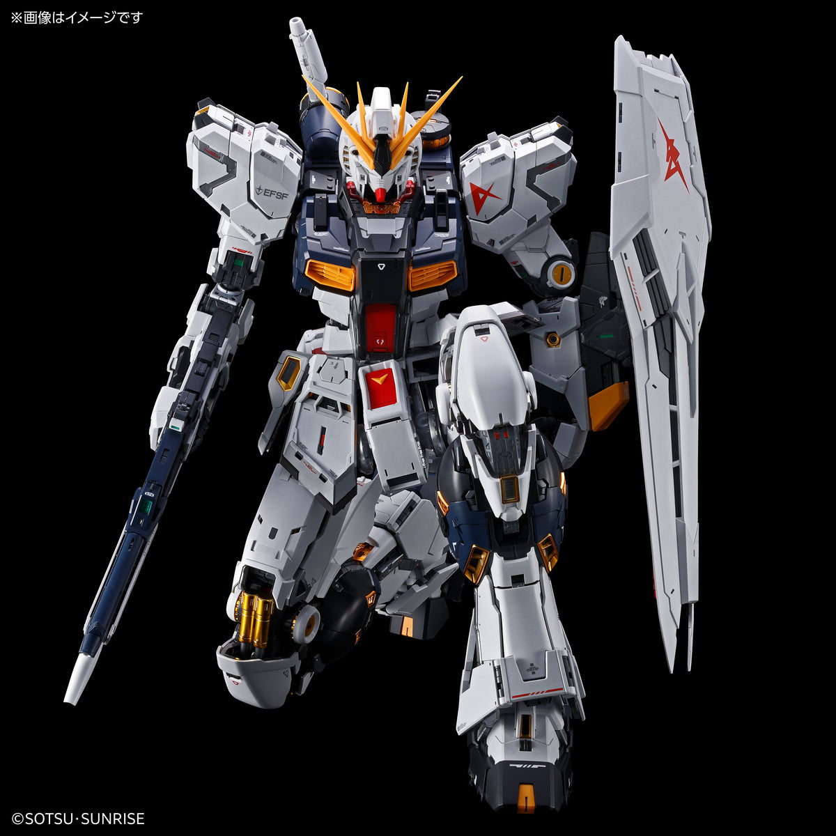 BANDAI PG UNLEASHED 1/60 v GUNDAM